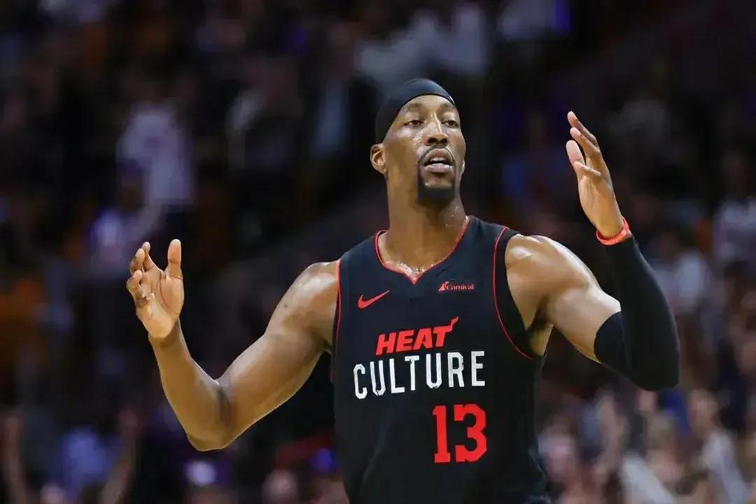  巴特勒迎来七赛季高光表现，澳大利亚队球迷沸腾！